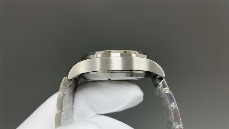 TW工厂新品IWC万国飞行员系列IW377701复刻腕表值得入手吗？