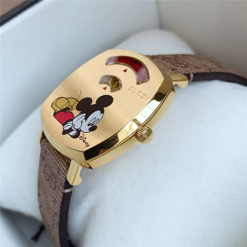 腕间萌趣邂逅文艺复古：Gucci Grip米老鼠系列腕表惊艳来袭