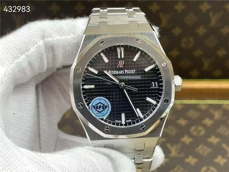 Aps新品AP爱彼皇家橡树15500钢表深度细节评测：重塑“钢王”传奇